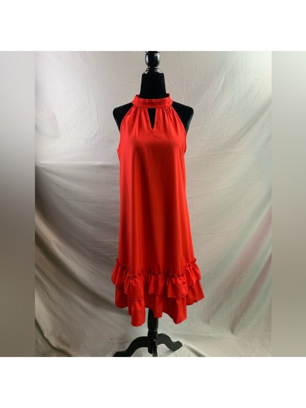 Red Layered Hem Halter Neck Dress - Picture 6 of 9
